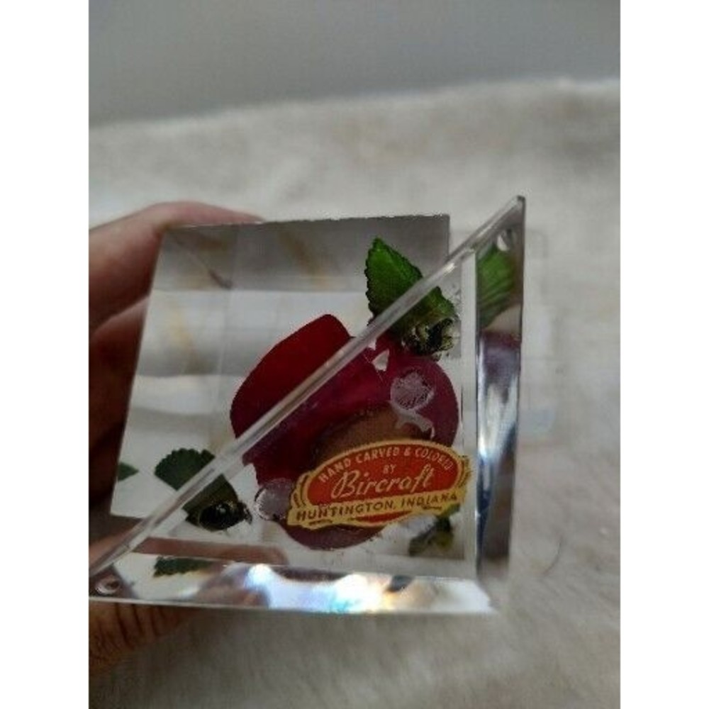 Vintage Bircraft Lucite Acrylic CUBE PAPERWEIGHT SCULPTURE Red Rose Enclosed - Picture 11 of 13
